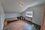 Dachgeschoßwohnung Laichingen - 3 Zimmer, 100 m&sup2;, 1.400&euro; | Angebot:26491775